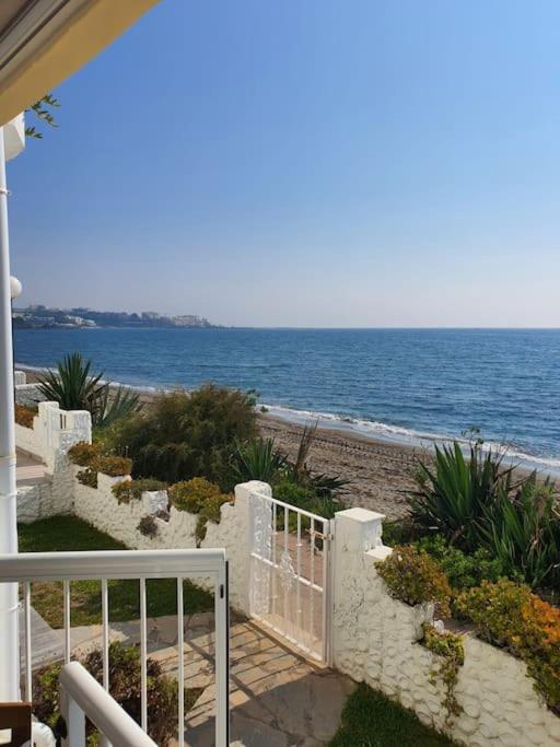 Front Mer - Sublime Appartement Moderne Et Confortable Estepona Ngoại thất bức ảnh